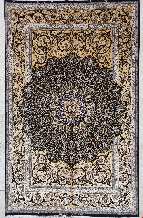فرش دستباف  اصفهان  ۴متری